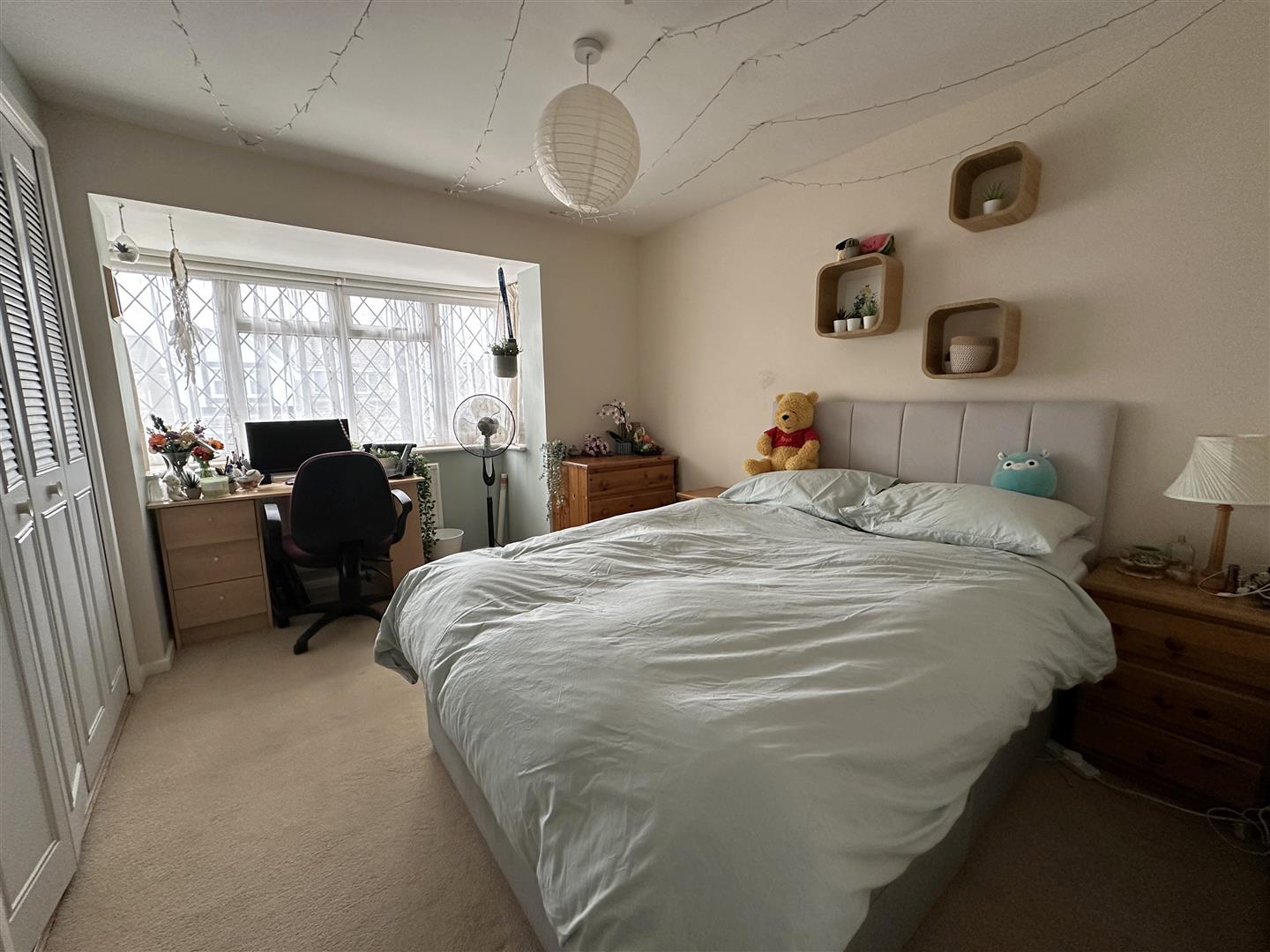 Knight Close, 
